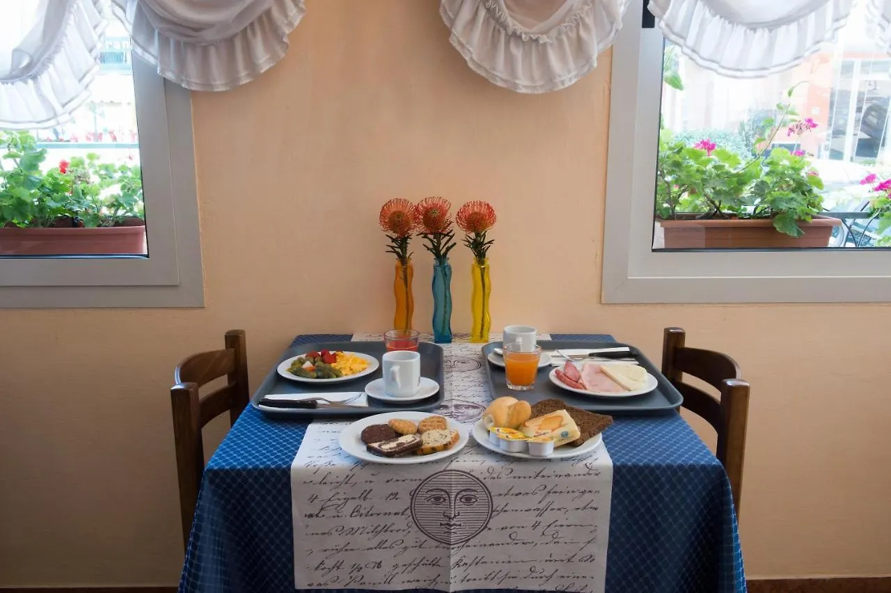 ***  Le Petit Hotel Lido di Jesolo Italy